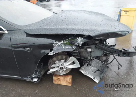 2017 Tesla Model S 100D/60D/75D/90D/P100D from USA, damaged, VIN 5YJSA1E24HF196057